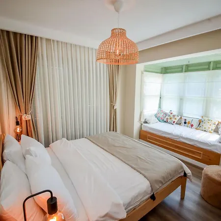 The One Alacati Bed and Breakfast *
