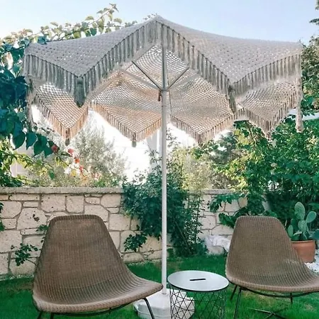 Bed & Breakfast The One Alacati Cesme