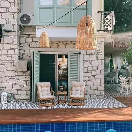 فندق مبيت وإفطار The One Alacati