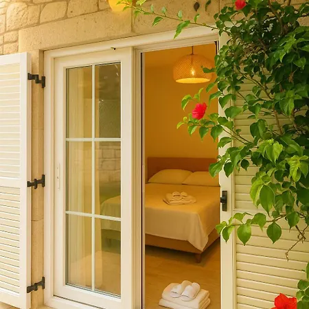 The One Alacati Bed & Breakfast *