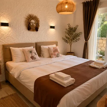 فندق مبيت وإفطار The One Alacati Çeşme