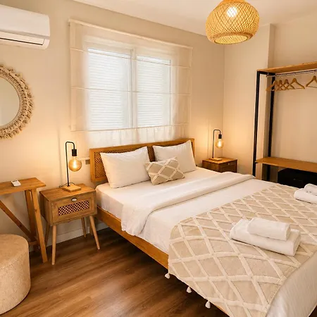 فندق مبيت وإفطار The One Alacati Çeşme